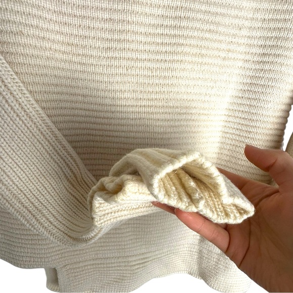 Aritzia | Kendall Jenner BABATON Mika wool Cashmere Cream Sweater Funnel Neck M - Picture 11 of 12